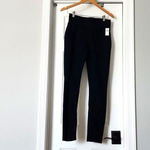 Old Navy Black Mid-Rise Jeggings Elastic Waist size 2